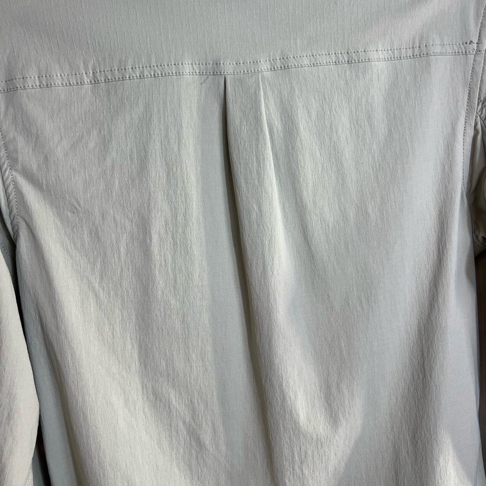 Duluth Trading Co Light Gray Nylon Shirt - Picture 4 of 7